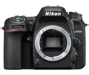 Lustrzanka cyfrowa Nikon D7500 VBA510K004 ( DX ; AF-S DX Nikkor 18-300 VR )